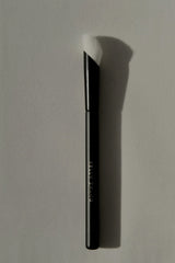 No. 2 Concealer & Contour Brush