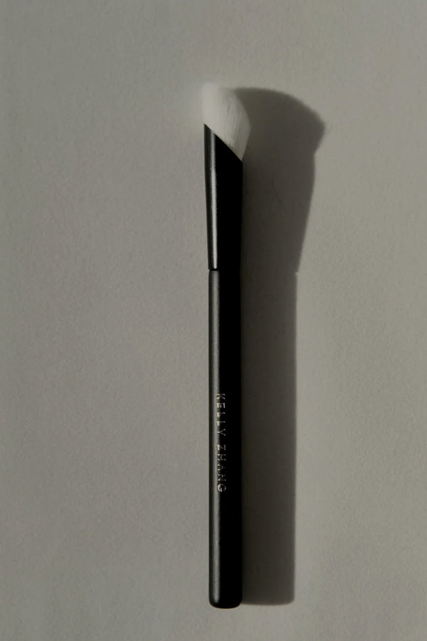 No. 2 Concealer & Contour Brush Kelly Zhang Makeup